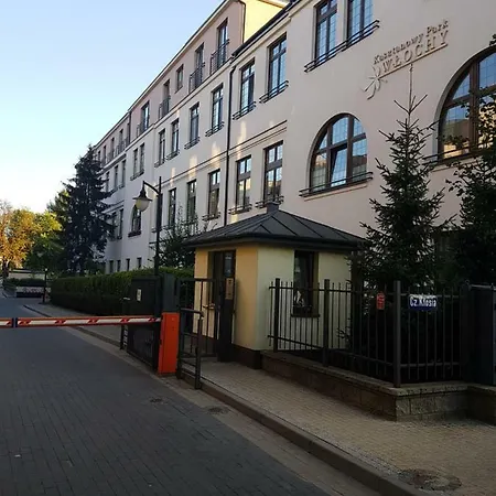 公寓 Kasztanowy Park 华沙